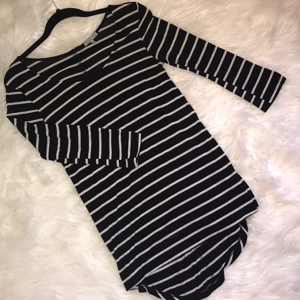 3/4 sleeve shirt